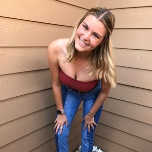 Meet your Posher, Ashley